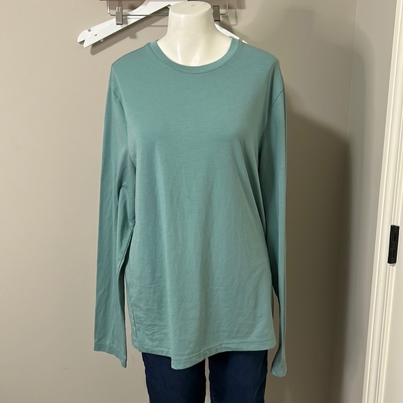 Outdoor Voices Other - OUTDOOR VOICES Mens SUNDAY LONG SLEEVE SHIRT T-shirt Top Green Blue Sz M